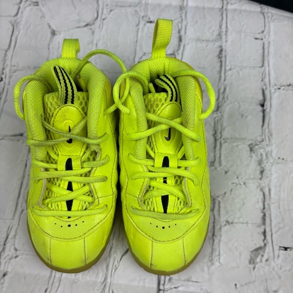 Nike Air Foamposite Little Posite Pro Volt CW1593-702 Size 6C - Picture 8 of 9